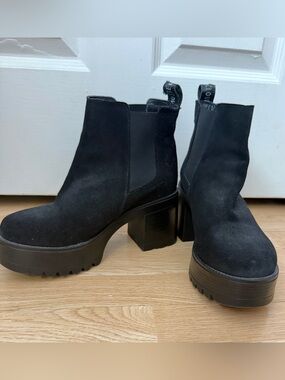 Musse & Cloud Black Suede Platform Chelsea Boots Chunky Lug Sole